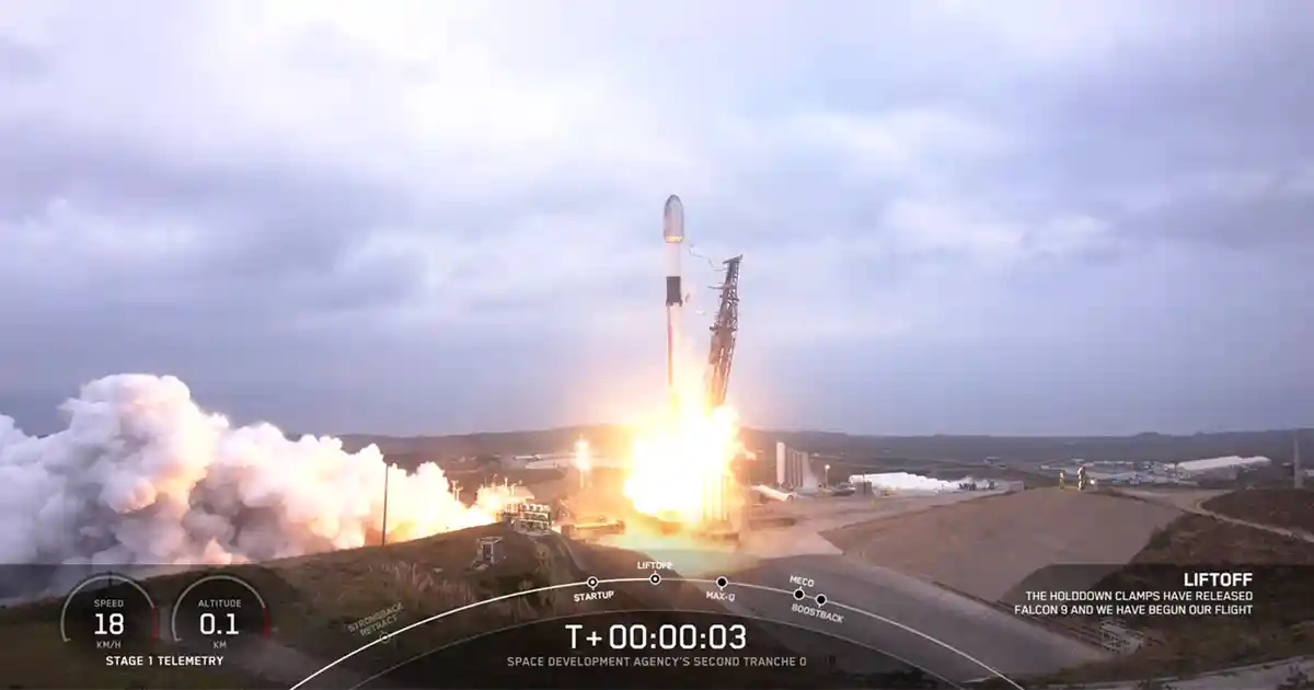 SpaceX Catat Rekor Peluncuran 13 Satelit Militer